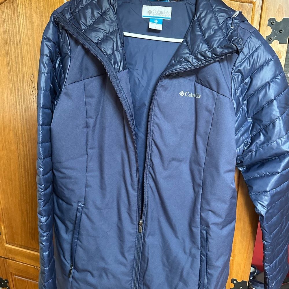 Columbia Navy Blue Ski & Snow Jacket